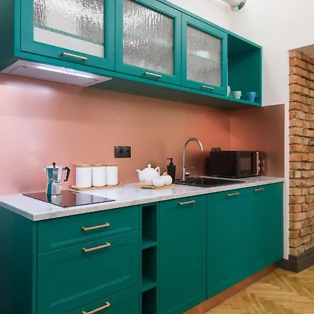 Luxury At The Main Square Appartement *