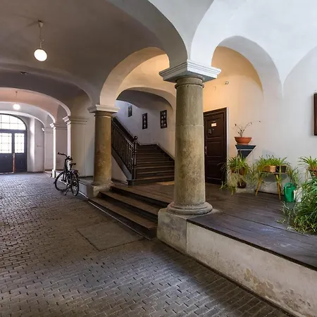 Appartement Luxury At The Main Square Cracovie